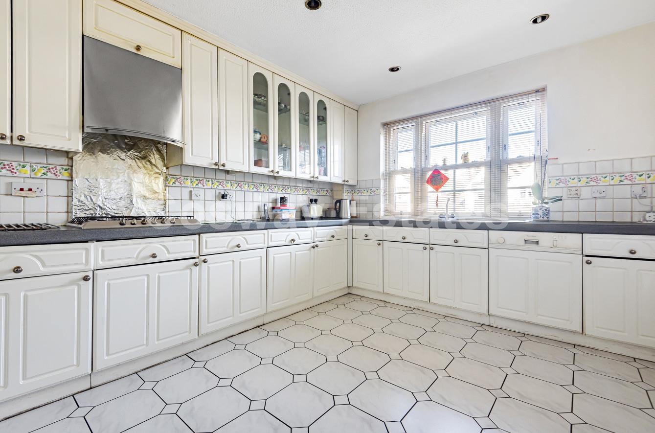 Newcombe Park, Mill Hill